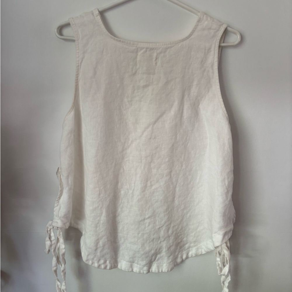 Elegant White Linen Tank Top - Picture 3 of 5